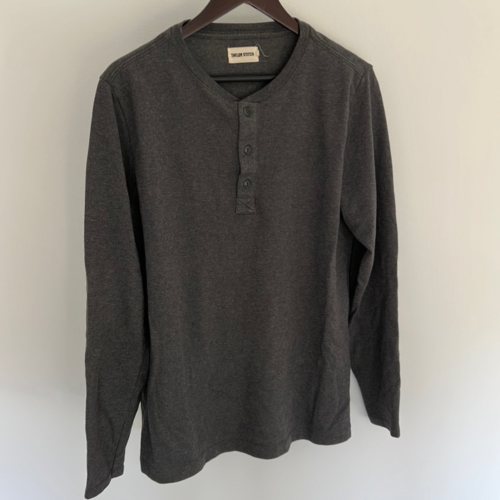 Taylor Stitch heavy bag long sleeved Henley